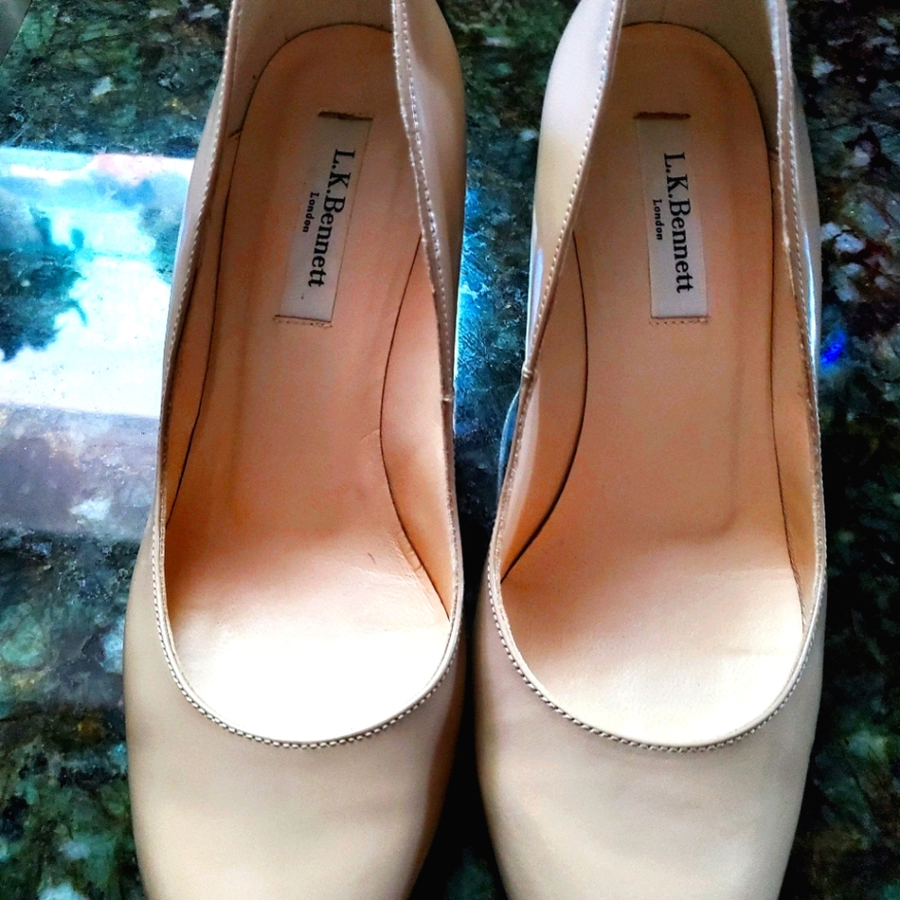 L. K. Bennett Nude Pumps